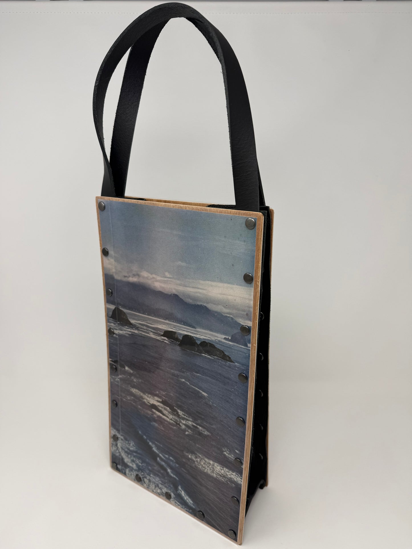 KB Vintage Wine Tote - Beach Vibes Oregon Coast 1960