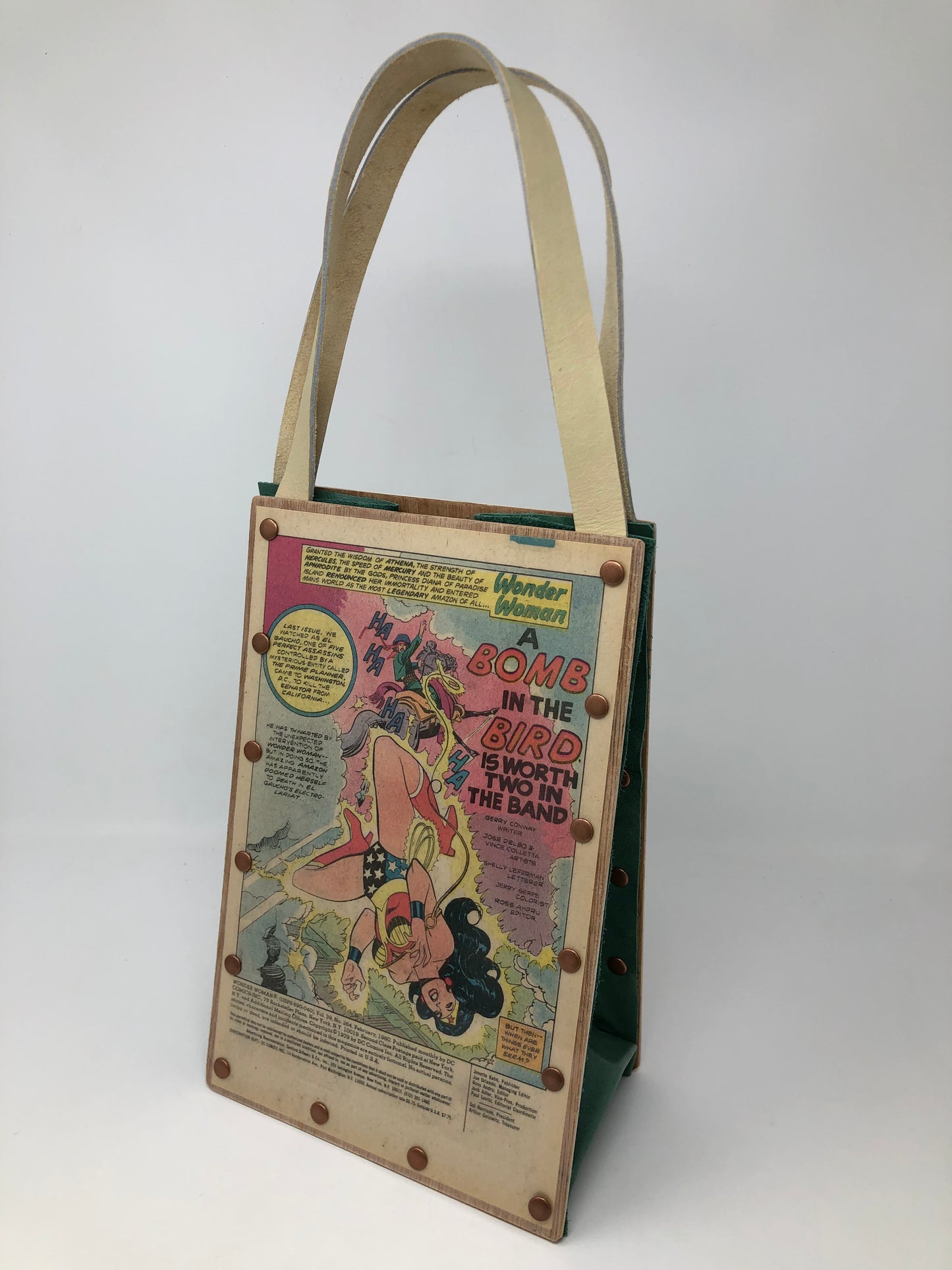 Vintage Wonder Woman Comic Book Purse - February 1980 Bomb in the Bird